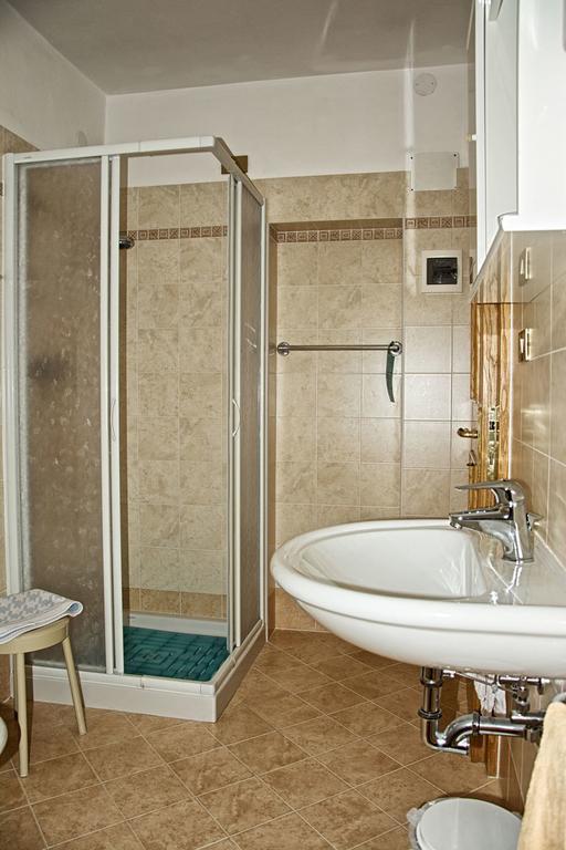Albergo Ristorante Iris Auronzo di Cadore Exteriör bild