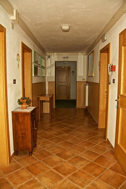 Albergo Ristorante Iris Auronzo di Cadore Exteriör bild
