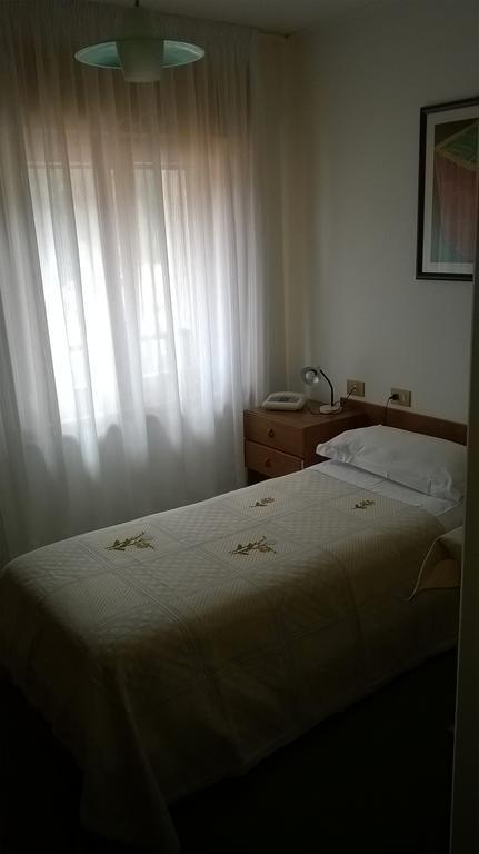Albergo Ristorante Iris Auronzo di Cadore Exteriör bild