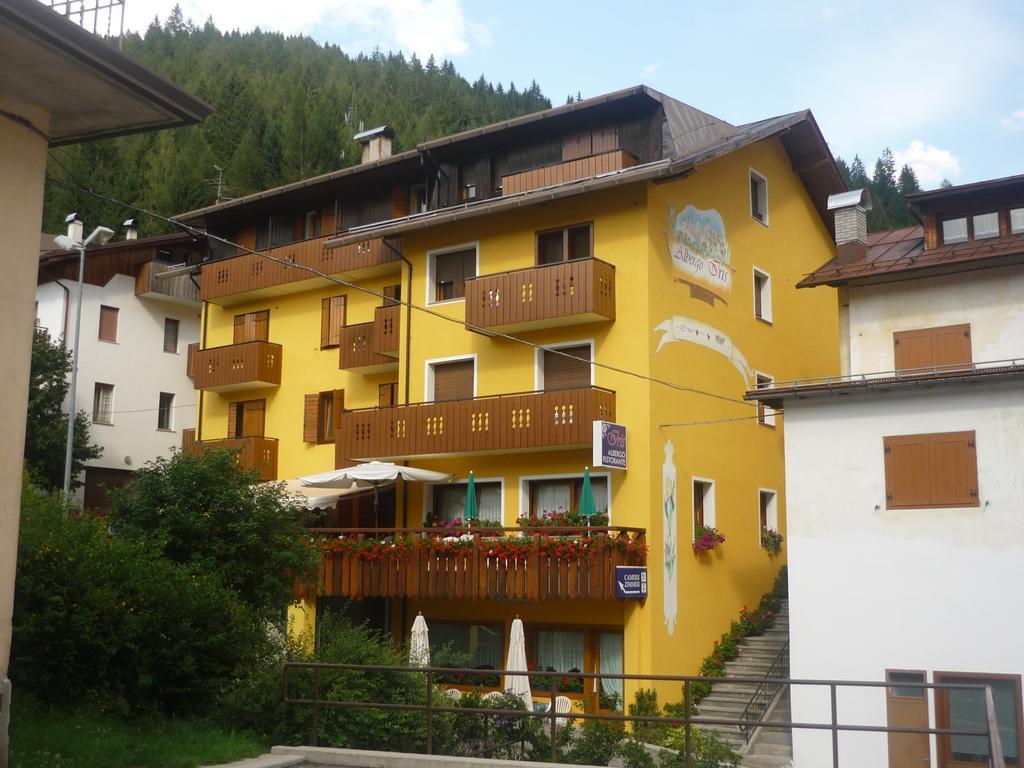 Albergo Ristorante Iris Auronzo di Cadore Exteriör bild